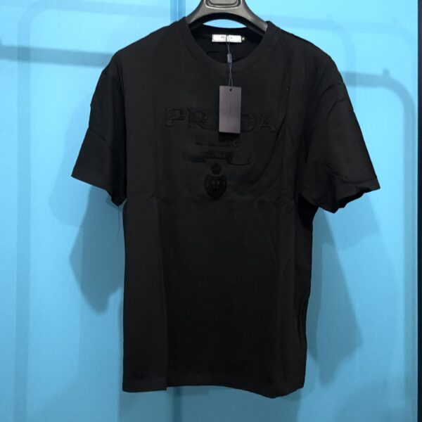 Prada 05